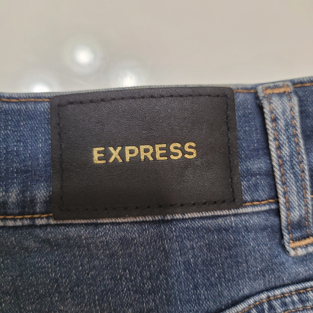 Express Slim High Rise  Blue Women's Jeans buttoned  Size 6S - Picture 13 of 16